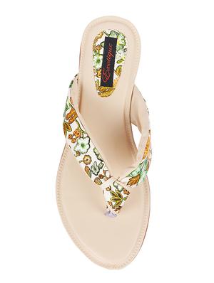 beige toe separator sandals - 16774499 - Standard Image - 4