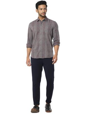 grey checkered casual shirt - 16776136 - Standard Image - 4