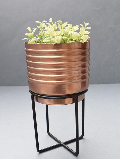 copper stand planter - 16783661 - Standard Image - 1
