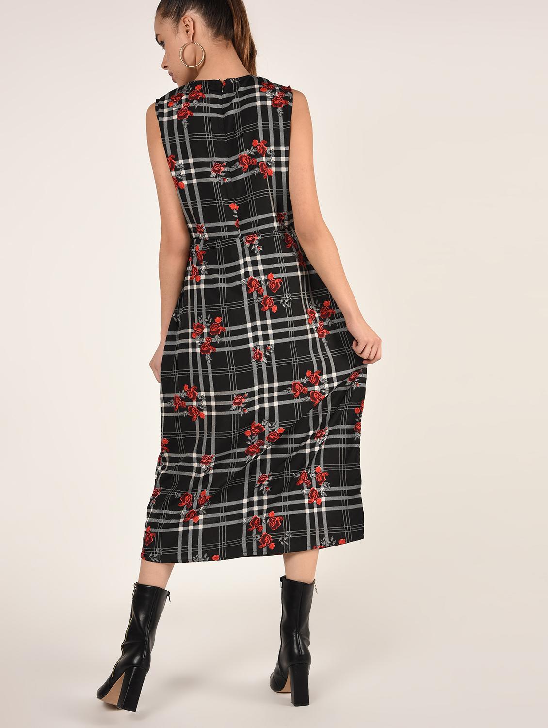 round neck checkered midi dress - 16802278 - Zoom Image - 4