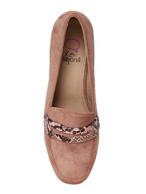 pink slip on pumps - 16829243 - Standard Image - 4