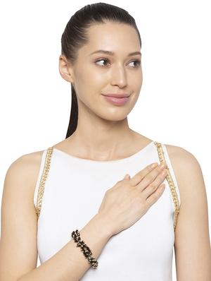 black metal links bracelet - 16831197 - Standard Image - 4