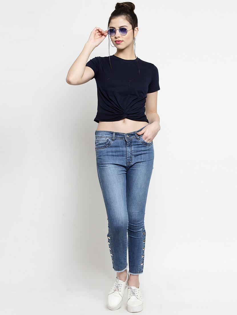 twist detail crop top - 16837406 - Zoom Image - 4