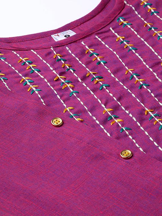 embroidered flared kurta - 16861663 - Zoom Image - 4