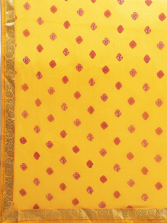 geometrical printed saree with blouse - 16876967 - Zoom Image - 4