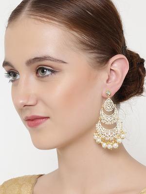 gold metal chandellier earring - 16889032 - Standard Image - 4