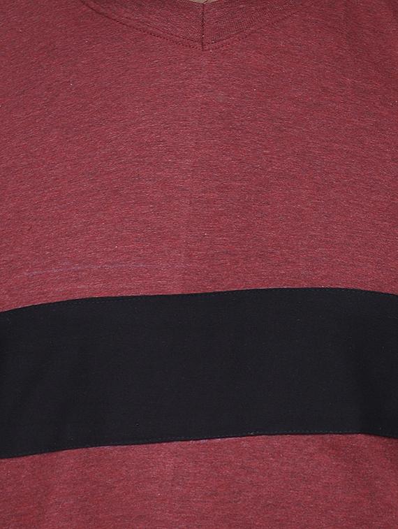 maroon taped t-shirt - 16893411 - Zoom Image - 4