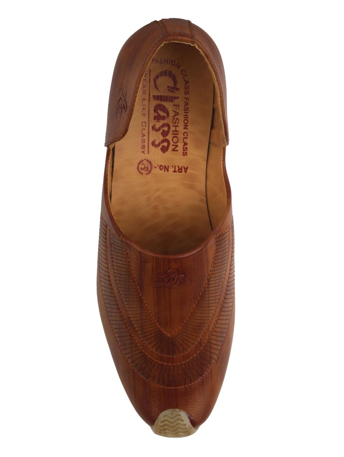 tan slip on jutis - 16921760 - Zoom Image - 4