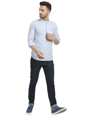 light blue solid short kurta - 16950249 - Standard Image - 4