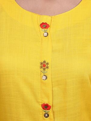 bell sleeves solid straight kurta - 16976359 - Standard Image - 4