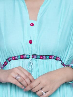 turquoise lace detailed flared kurta - 16980748 - Standard Image - 4