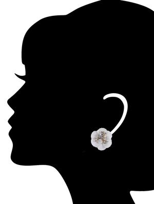 white metal studs earring - 16990935 - Standard Image - 4
