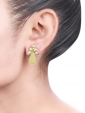 gold silver studs earring - 16991129 - Standard Image - 4