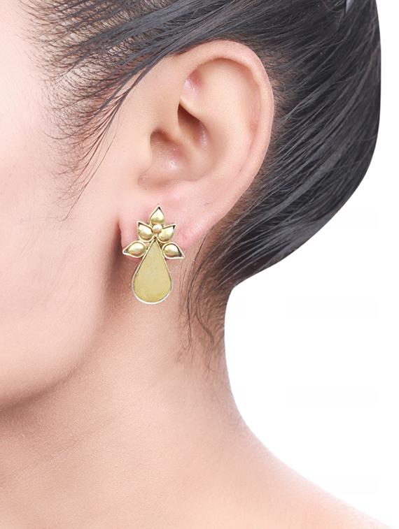 gold silver studs earring - 16991129 - Zoom Image - 4