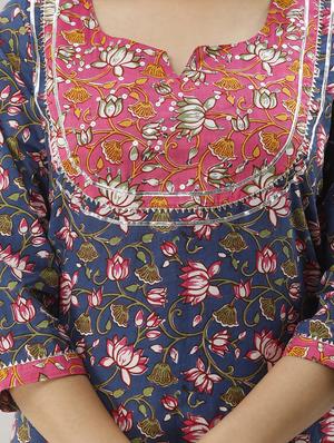 floral straight kurta - 17001380 - Standard Image - 4