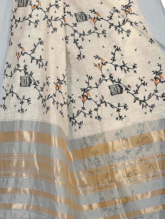 floral printed saree with blouse - 17002082 - Zoom Image - 4