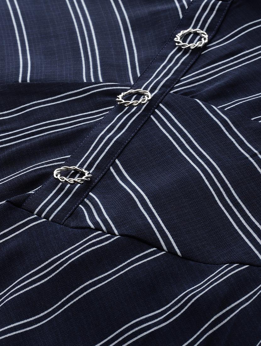 v-neck striped maxi dress - 17015384 - Zoom Image - 4