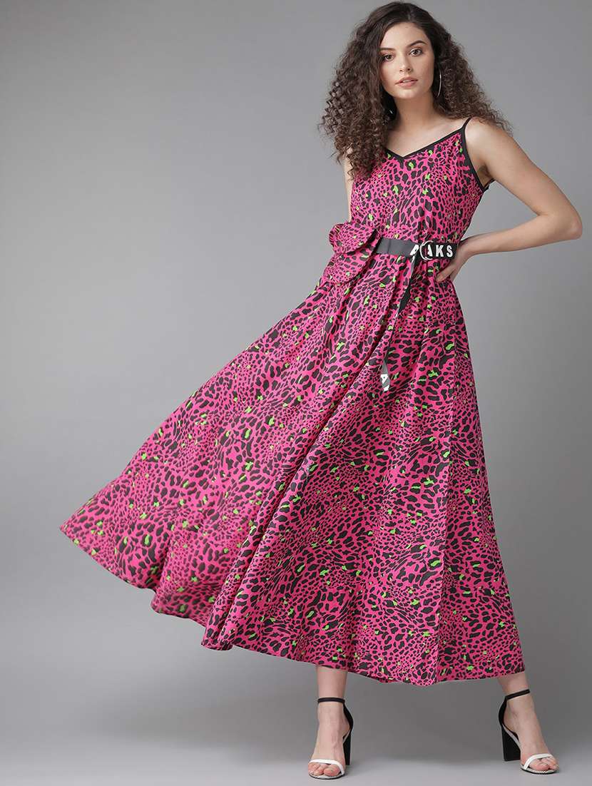 animal print dress with fabric pouch