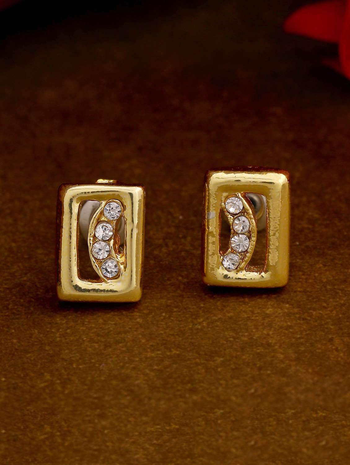 gold  metal studs earring