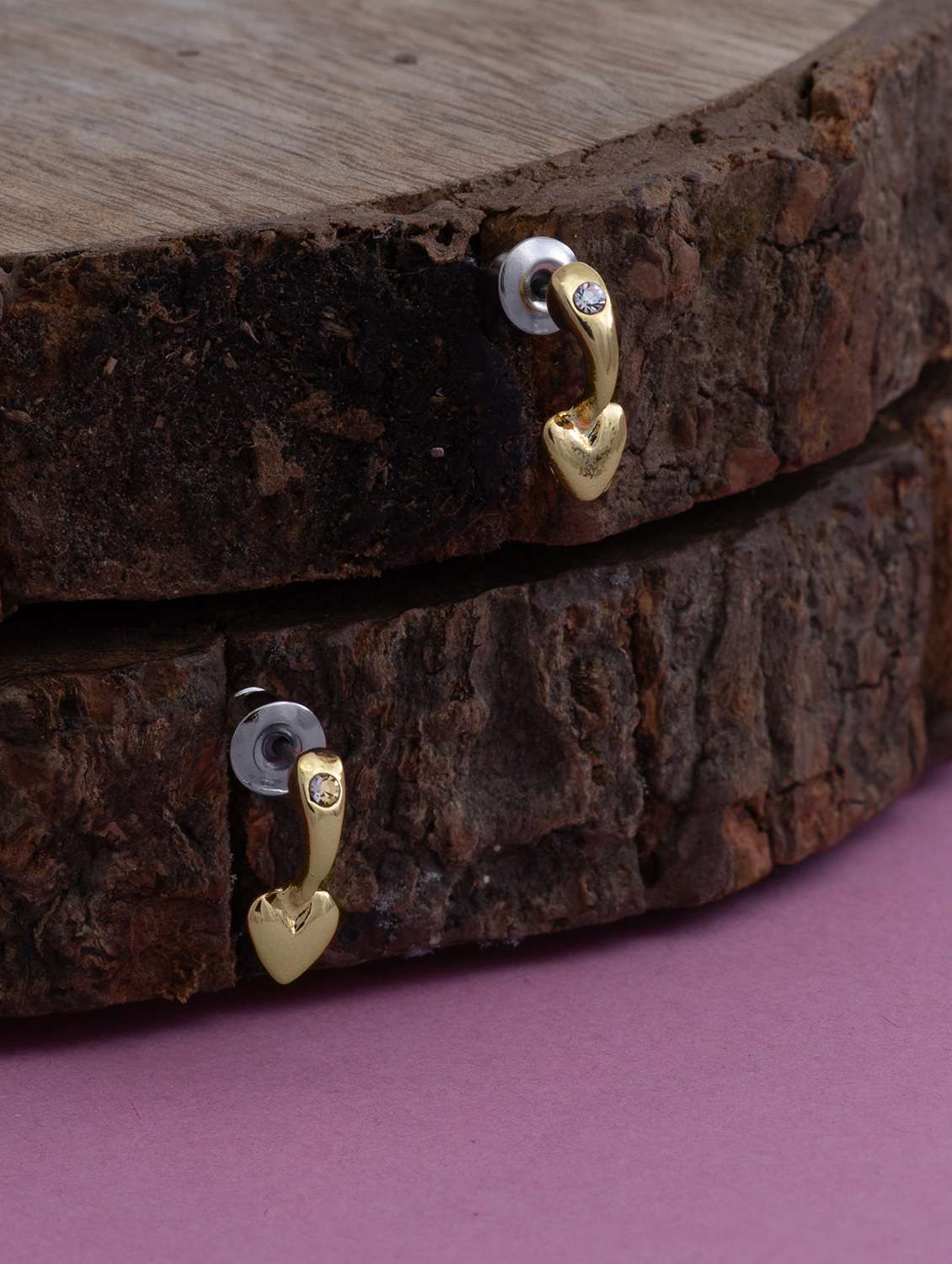 gold metal studs earring