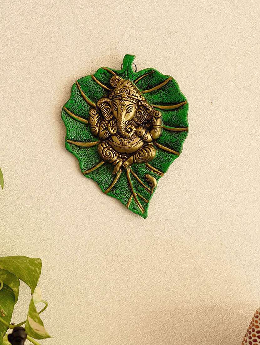 handcrafted decorative showpiece by gunnu sales