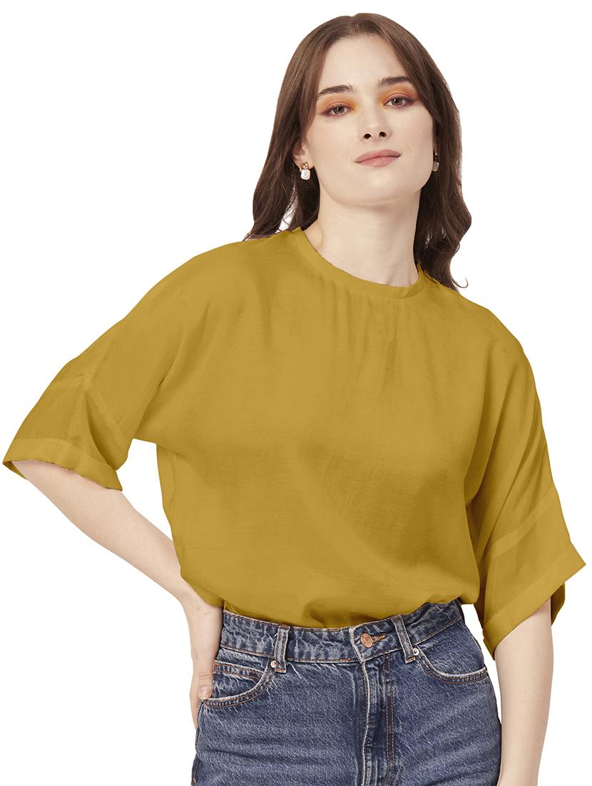 women's straight round neck top