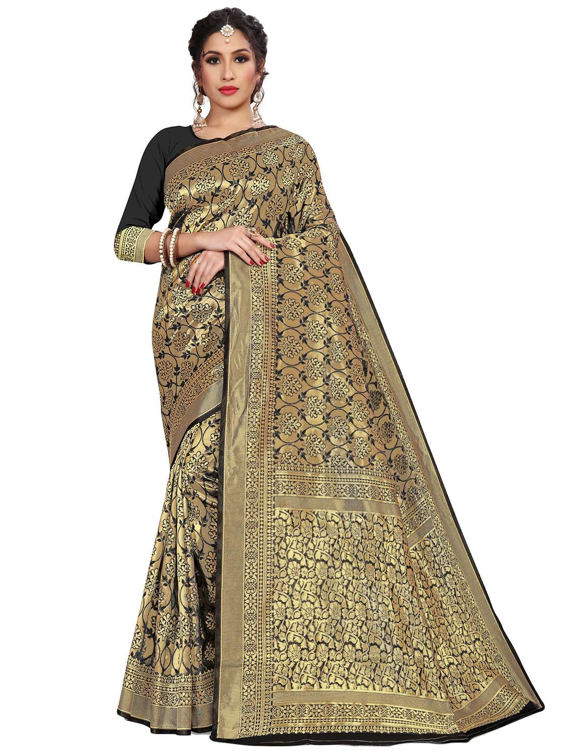 women's banarasi saree with blouse