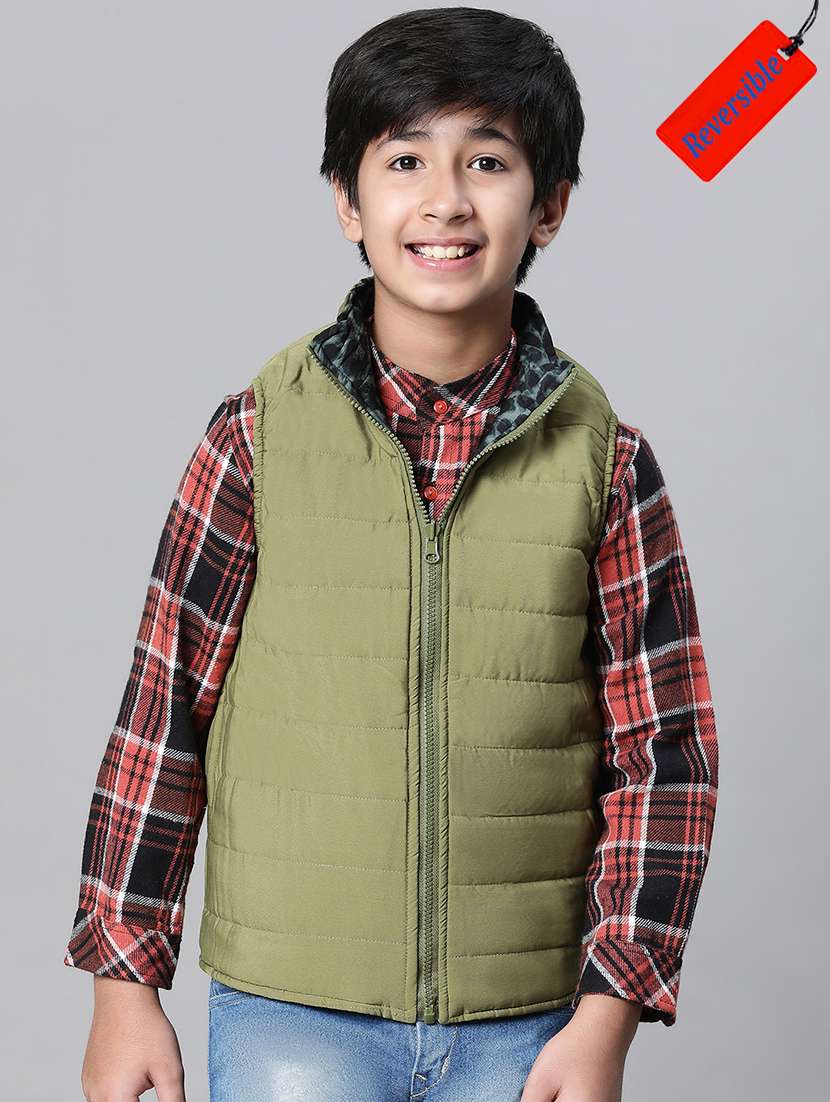 boys green solid quilted jacket