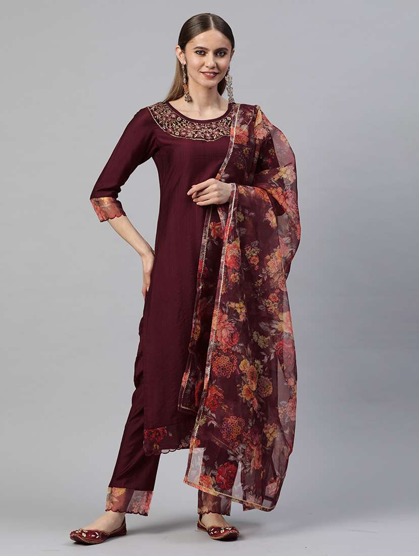 women kurta pant set with dupatta
