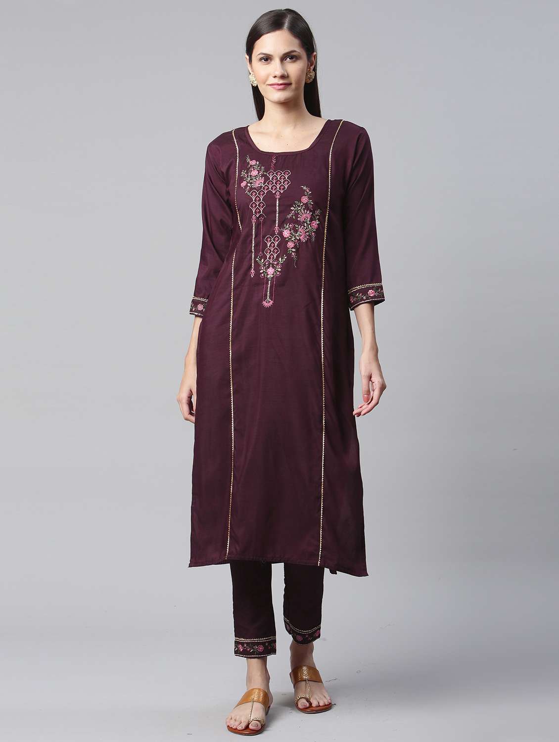 women three quarter sleeve kurta pant set