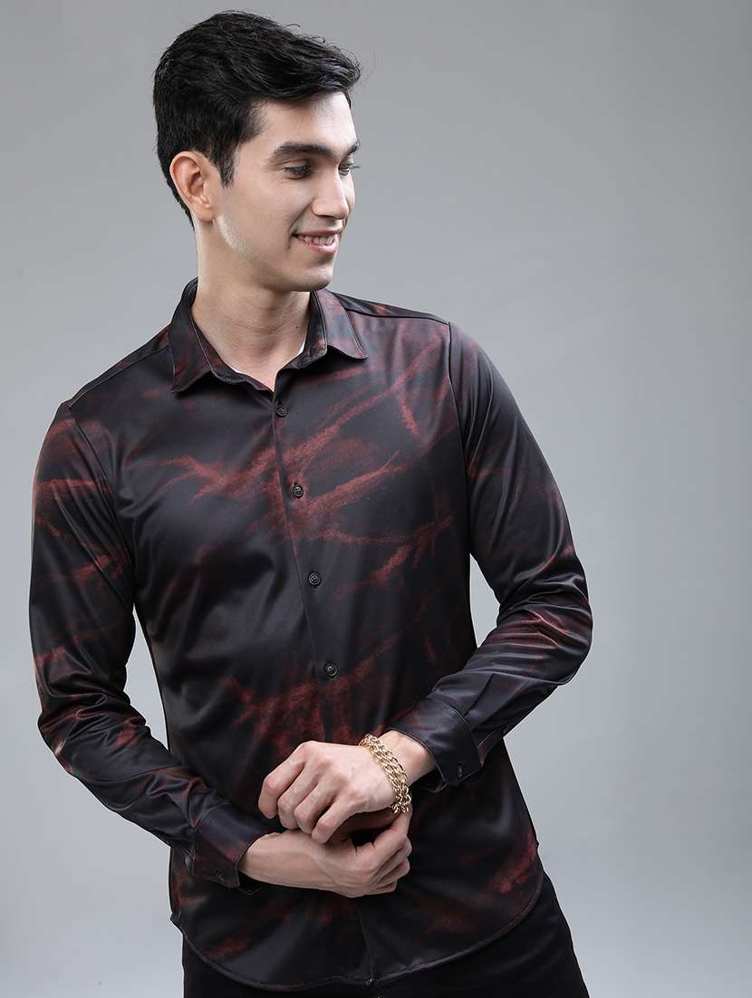 men printed collared casual shirt