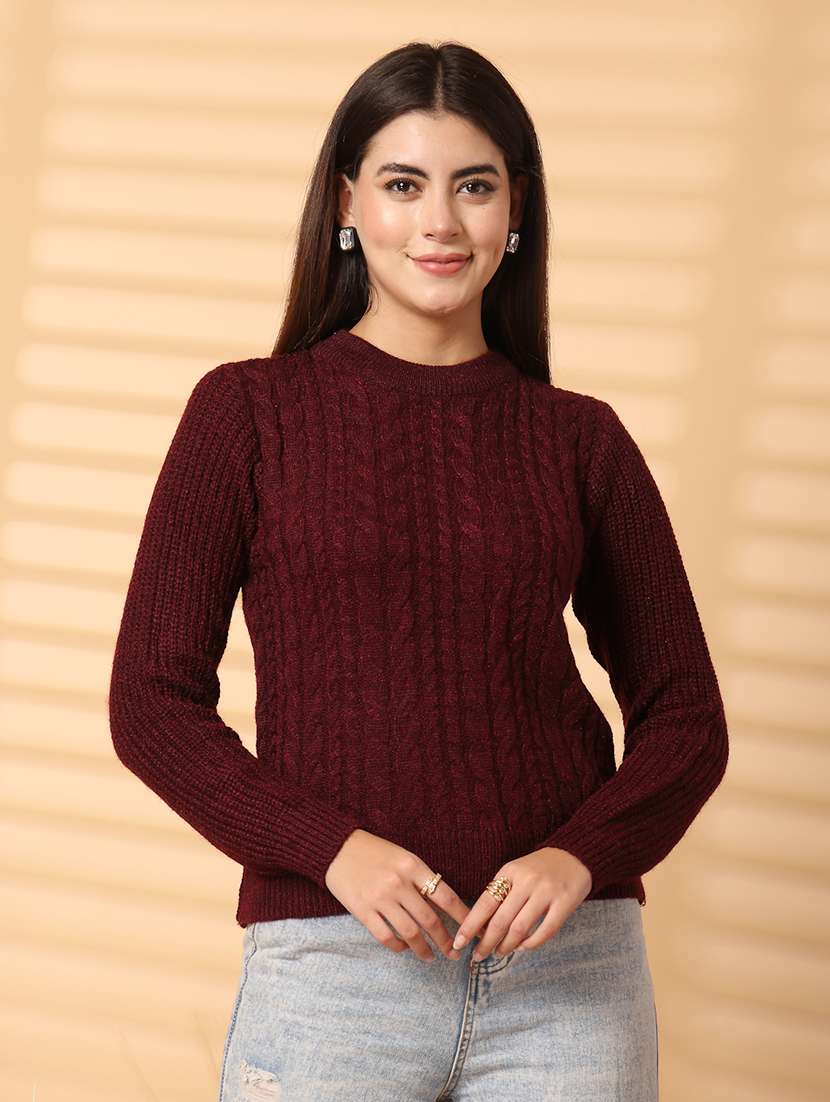 women round neck long sleeve pullover