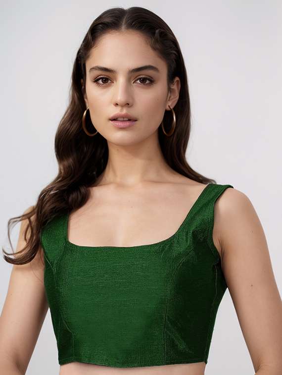 women solid sleeveless stitched blouse