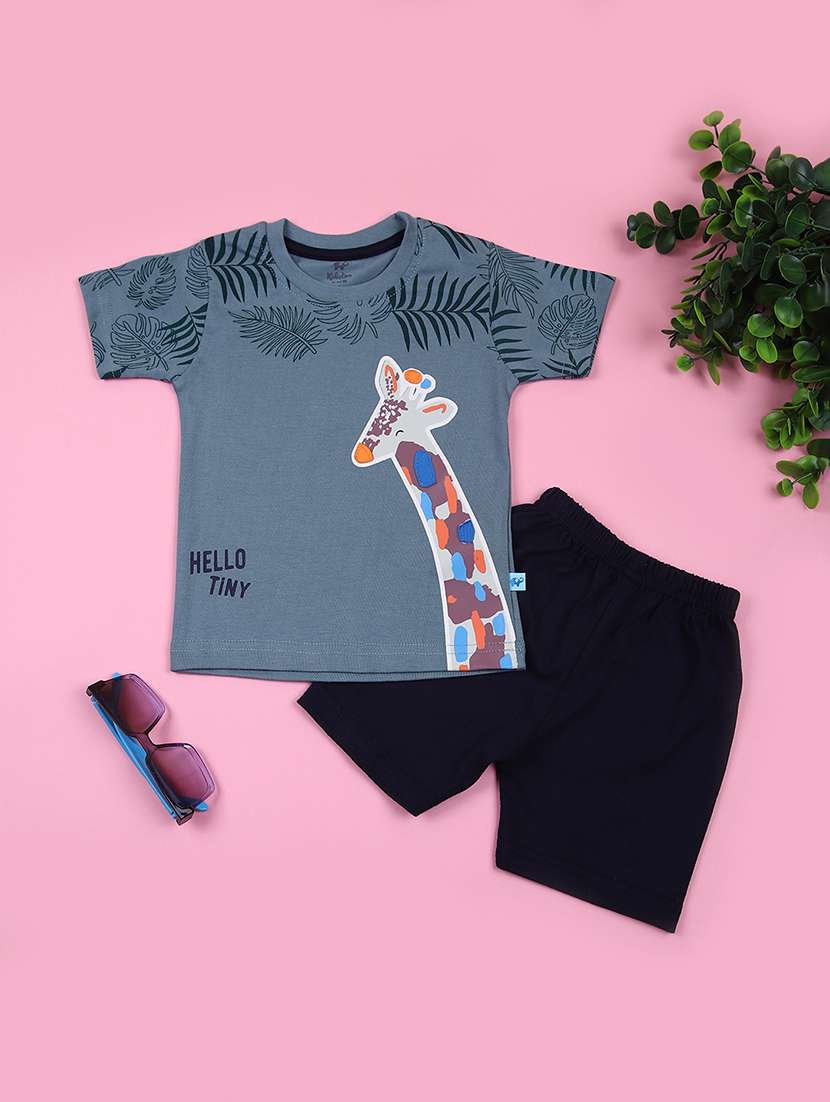kids printed t-shirt & shorts set