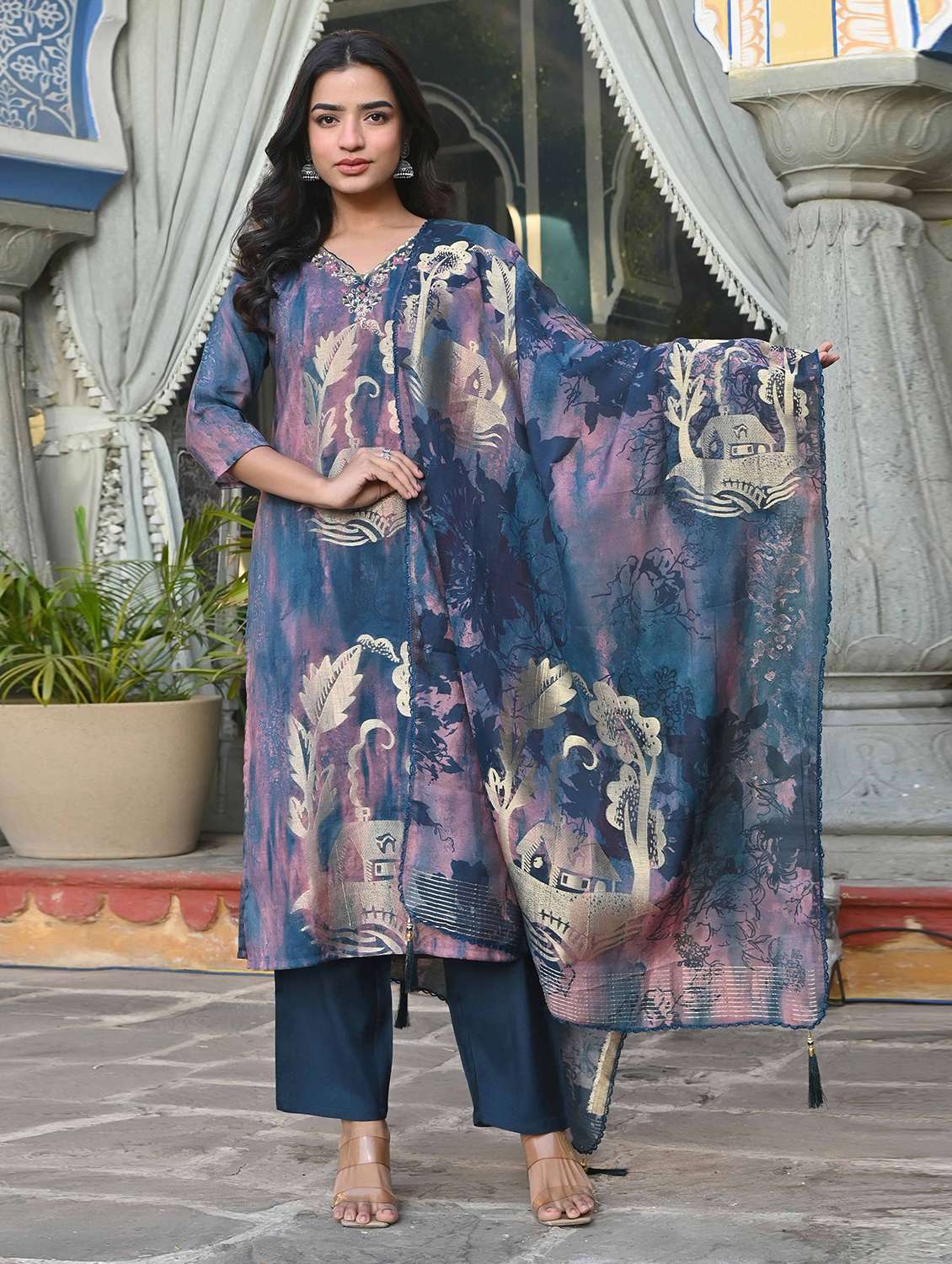 women three quarter sleeve kurta pant with dupatta set