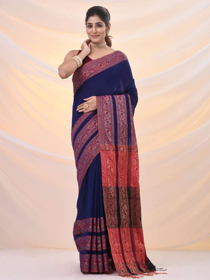 women solid with bordered saree with blouse