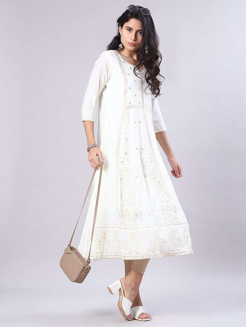 women three quarter sleeve flared kurta