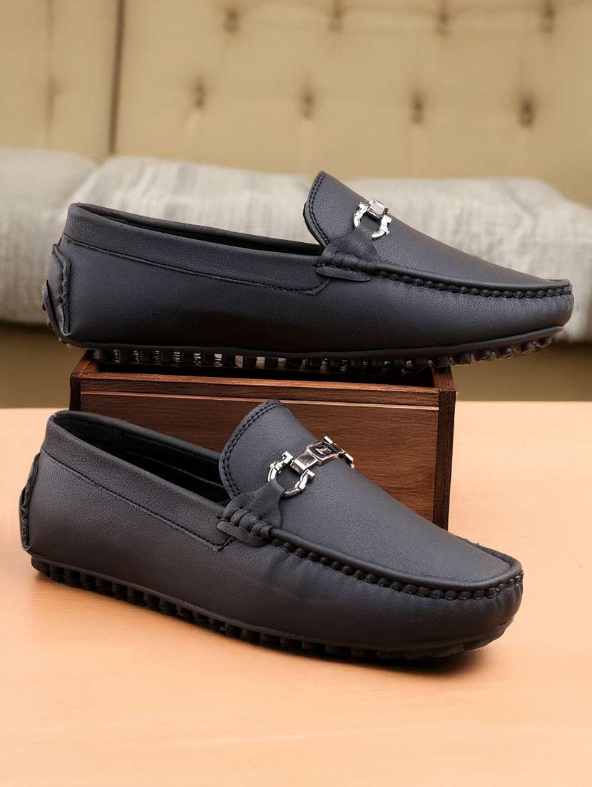 men black slip on loafer