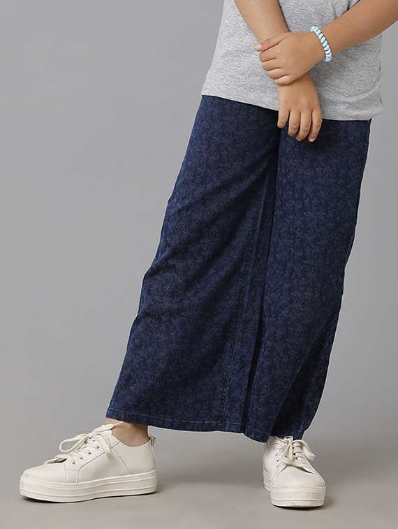 girls solid mid rise wide leg jeans