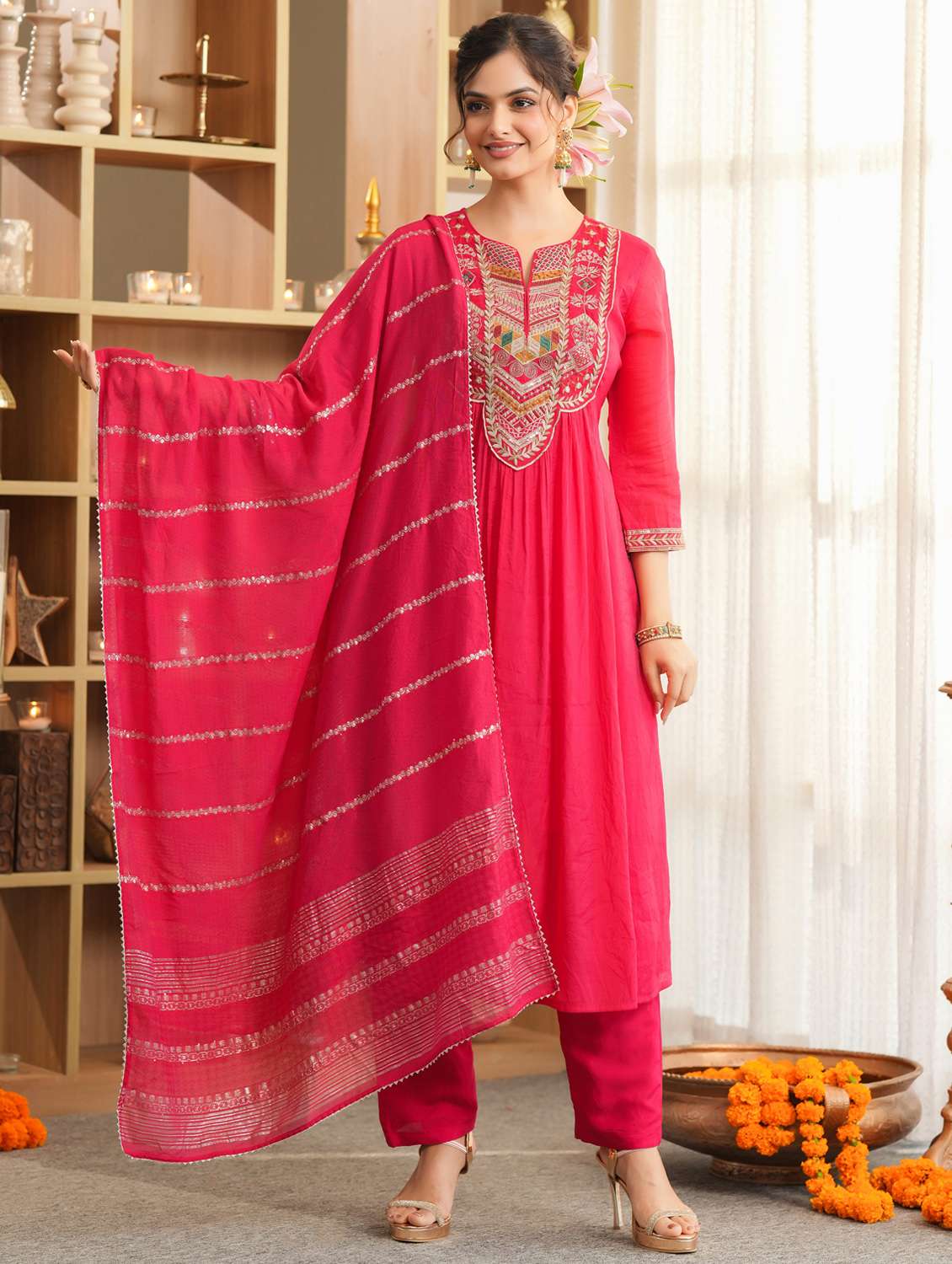 women solid with work three quarter sleeve kurta pant with dupatta set