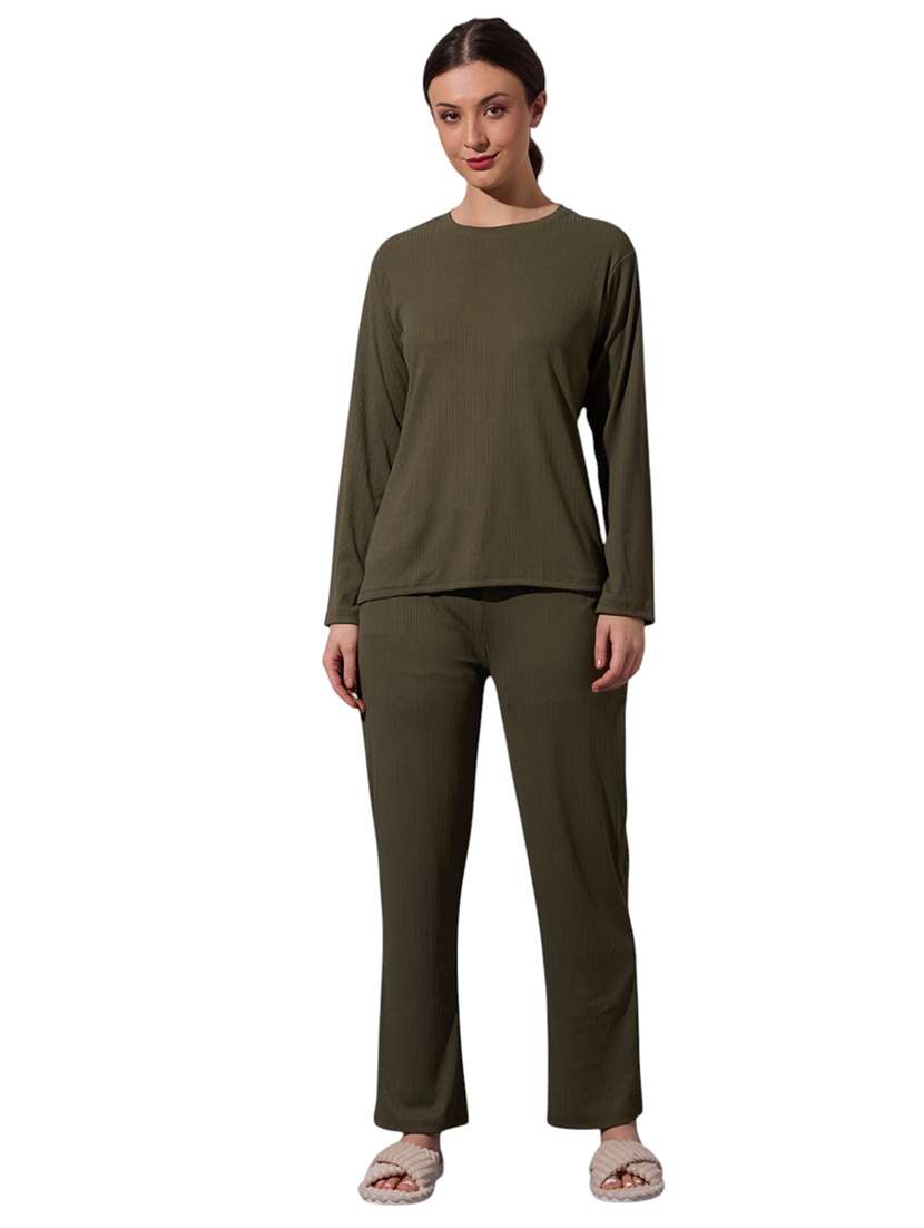 women solid nightwear pyjama set