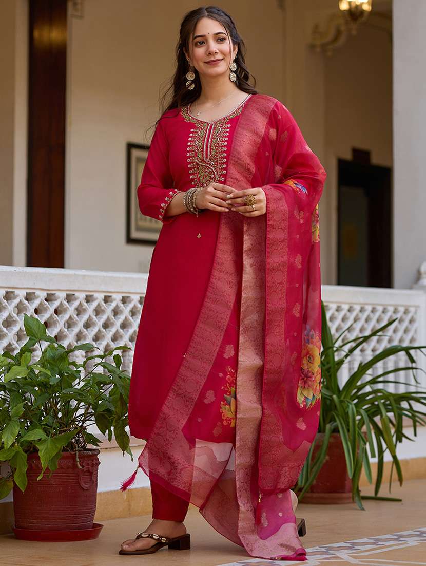 women embroidered three quarter sleeve kurta pant with dupatta set