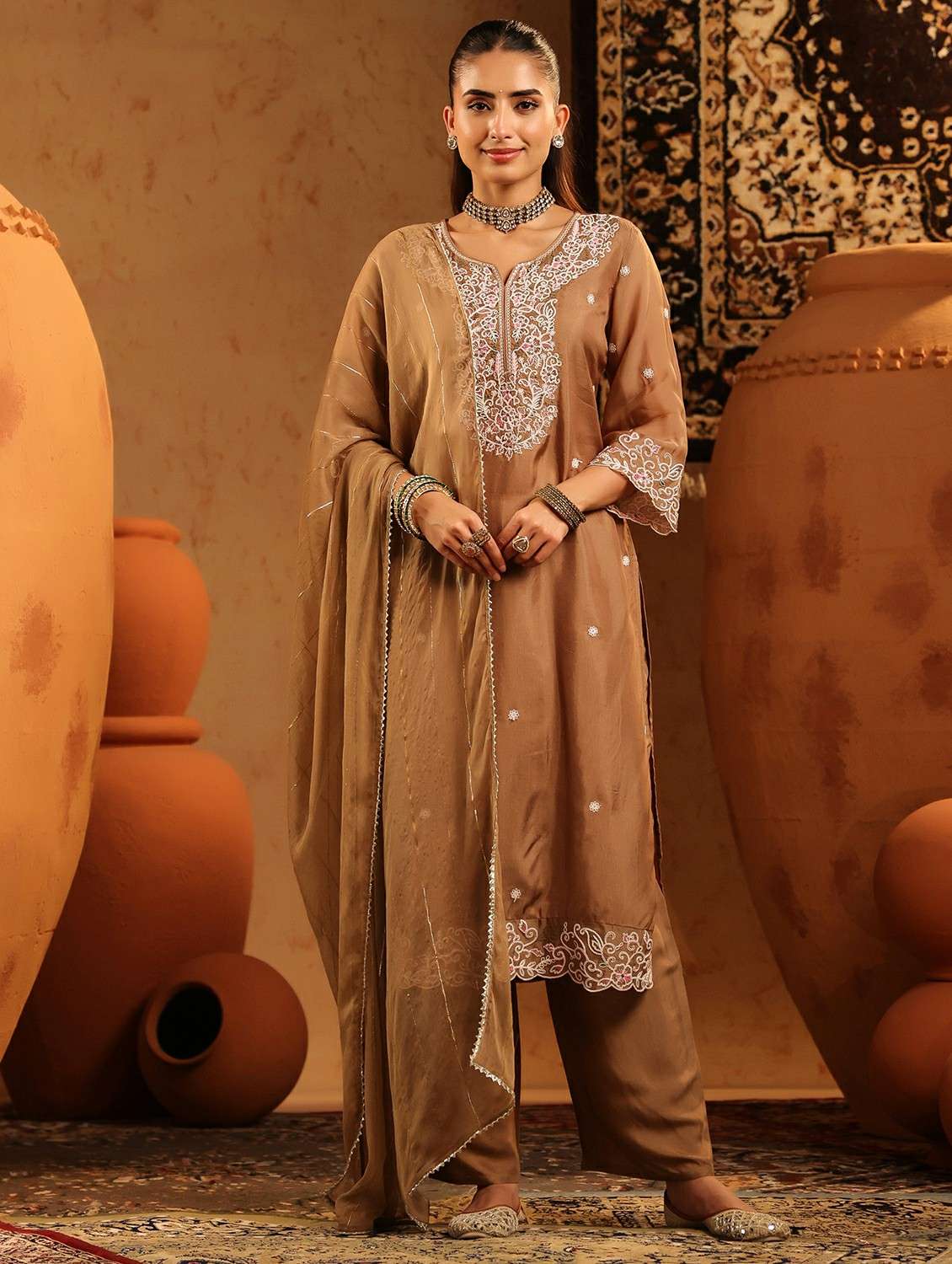 women embroidered three quarter sleeve kurta pant with dupatta set