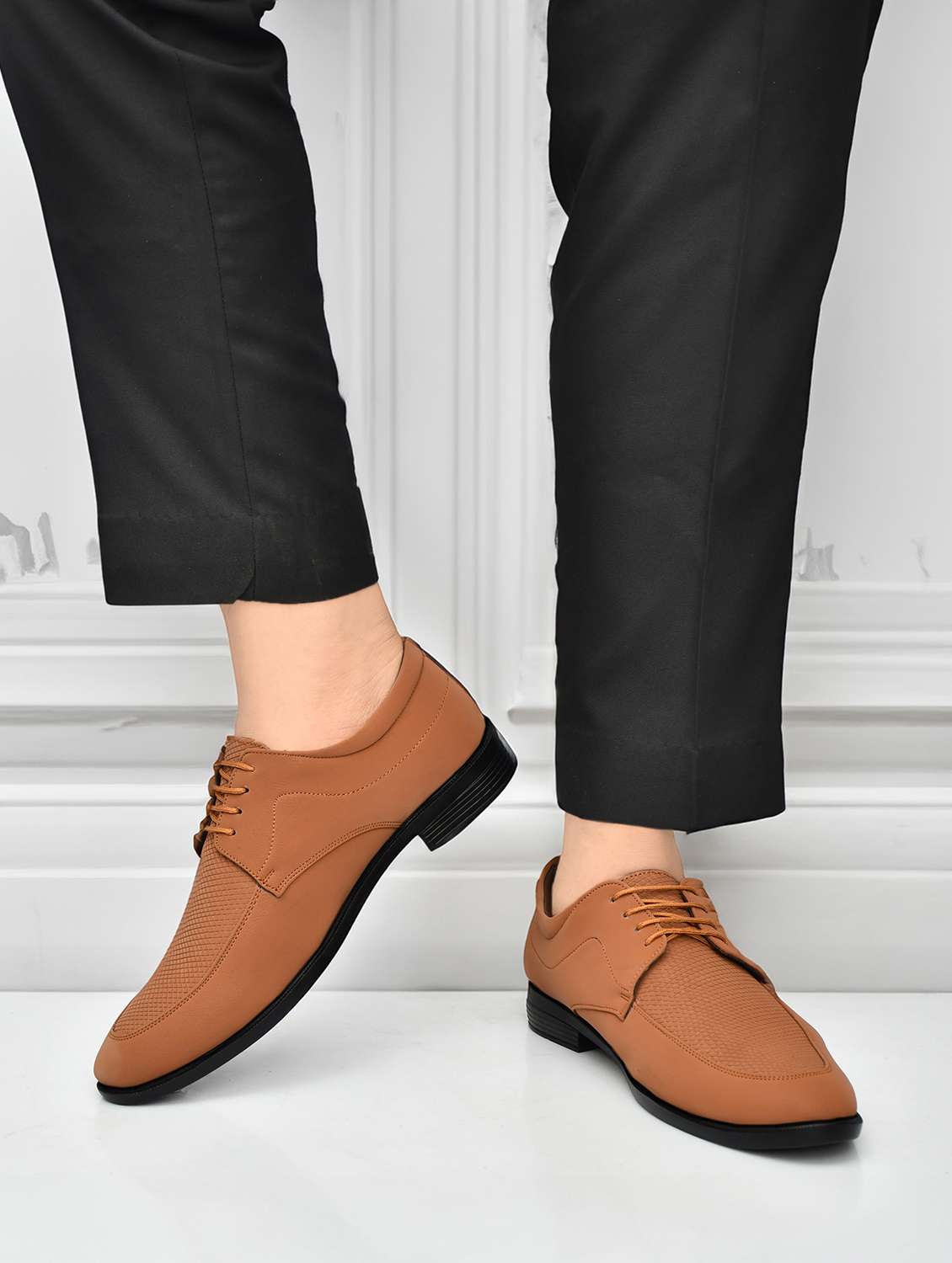 men tan lace-up derby