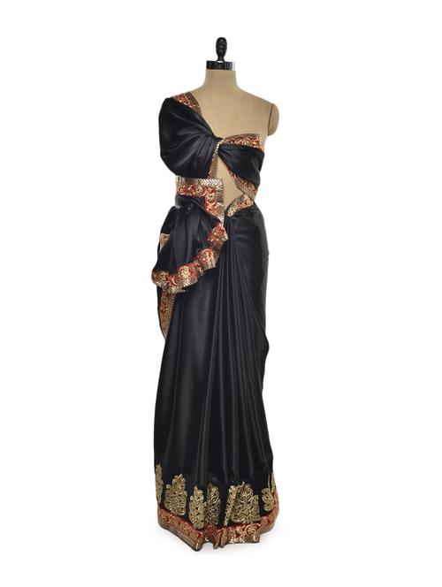 Black Diva Saree - 64906 - Very Small Image - 1