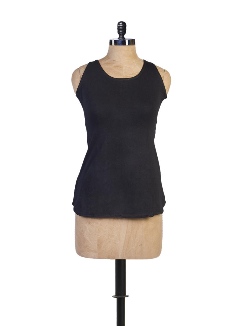 Black Sleeveless Top With Cut-Out Back - Miss Chase