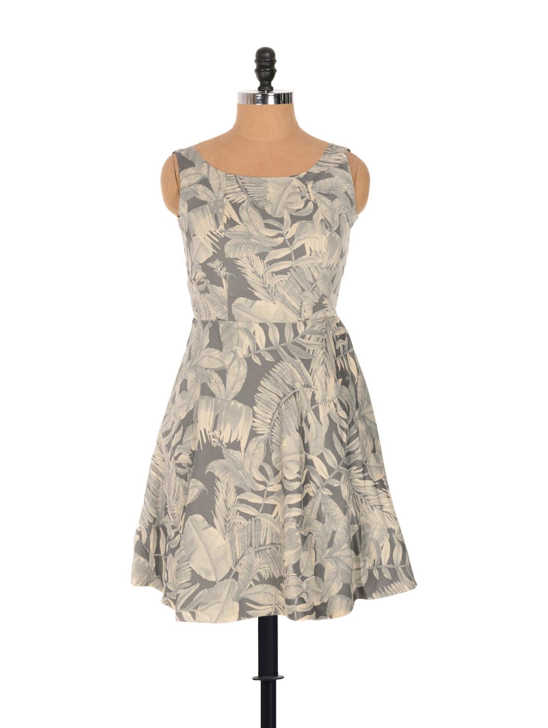 Tropical Print Dress With A Cut-out Back - Nangalia Ruchira