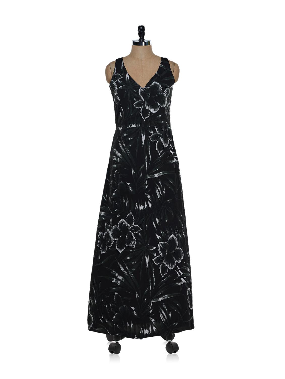 Black Floral Maxi Dress - Eavan
