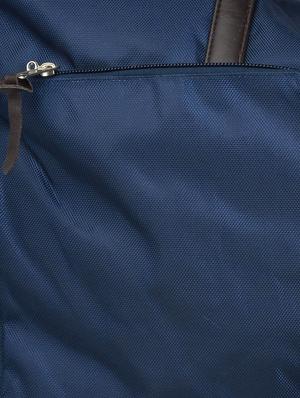 trendy blue duffle bag - 905464 - Standard Image - 4