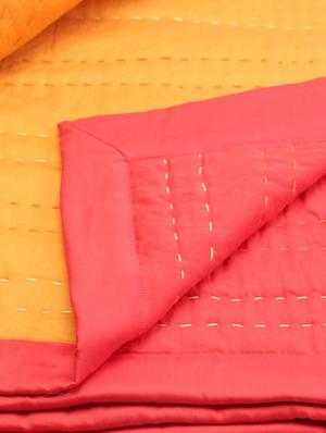red and yellow double comforter - 948393 - Standard Image - 4